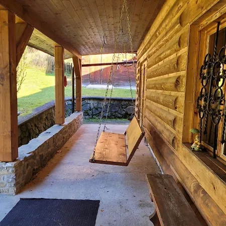 Chata Claudia * Zazriva