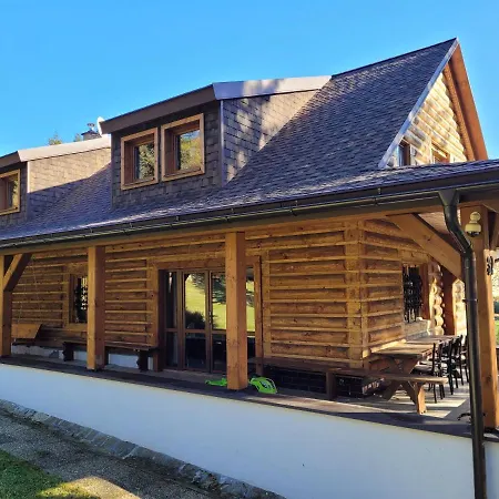 Chata Claudia * Zazriva